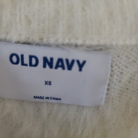 Elle High Rise Denim Jeans Size 4 & Old Navy Fuzzy Sweater XSmall - Picture 14 of 16